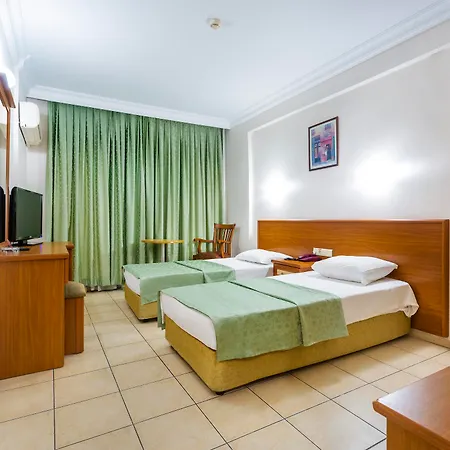 Alanya Beach Hotel アランヤ