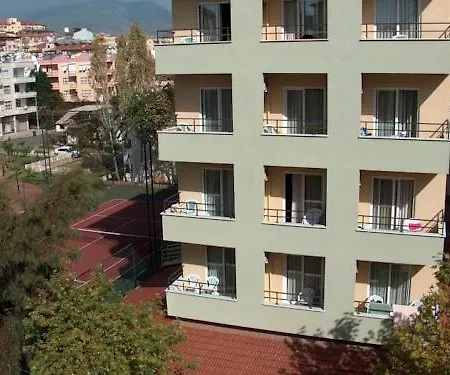 ホテル Alanya Beach Hotel アランヤ